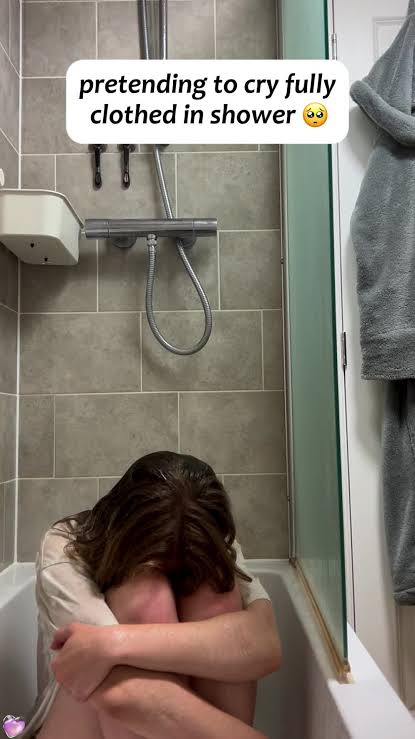 Why depressed people don’t want to get shower