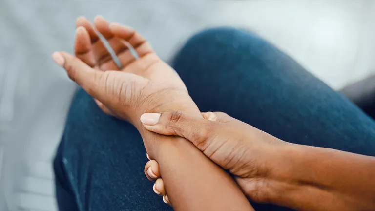 Is It Psoriatic Arthritis or Fibromyalgia — or Both?
